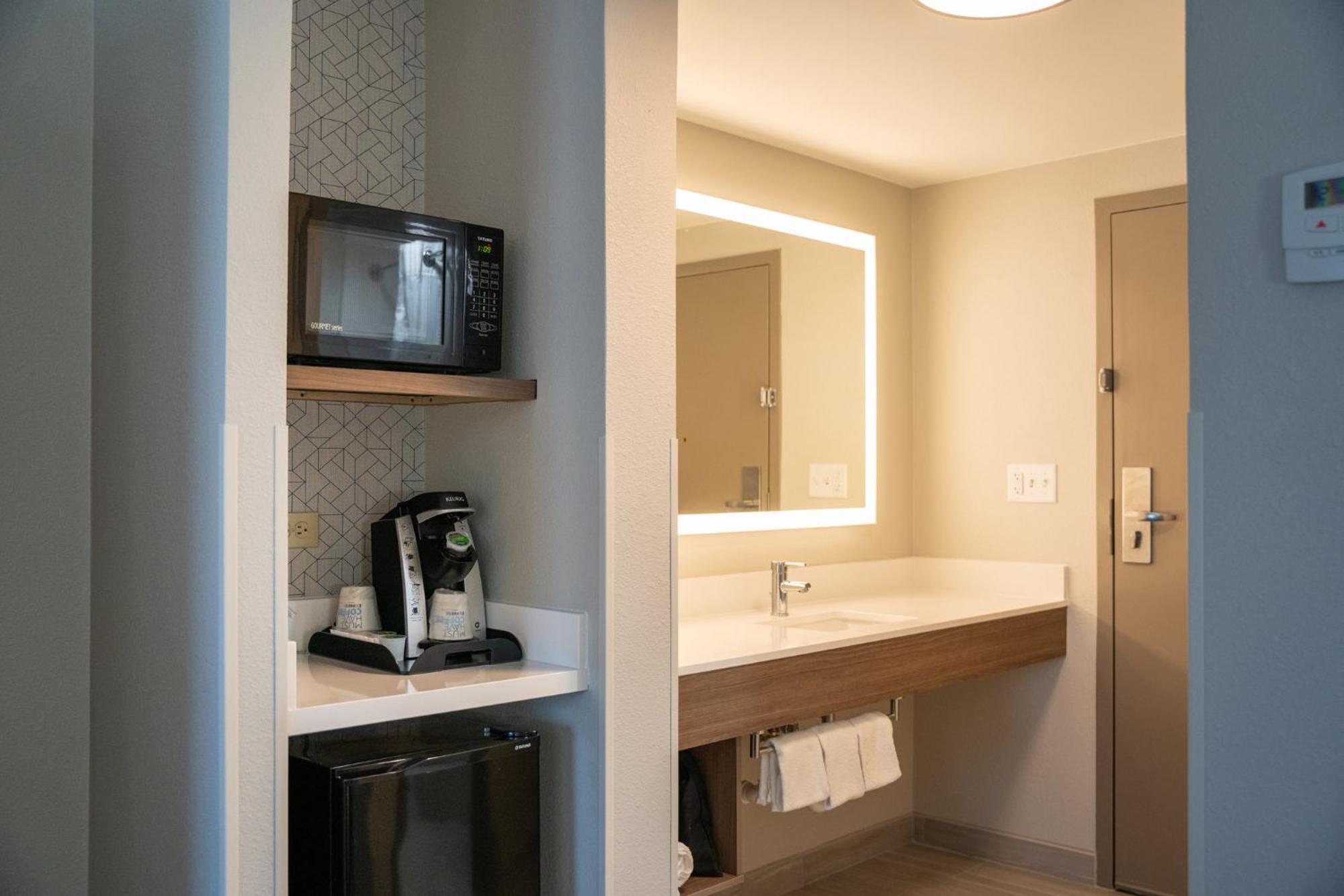 Holiday Inn Express Frazer - Malvern By Ihg Kültér fotó